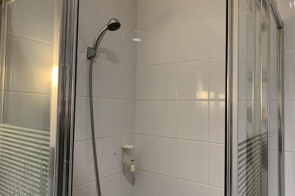 Koupelna v ubytování Hotel Glodok Plaza