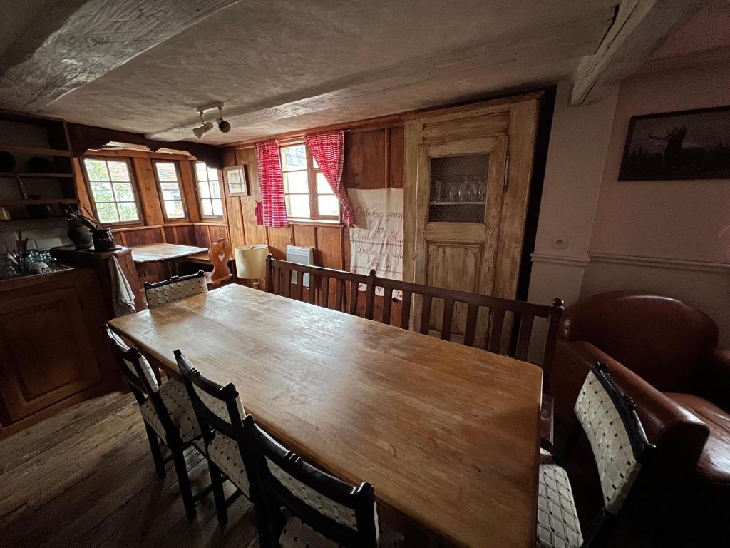 Posezení v ubytování Gîte du Brocanteur