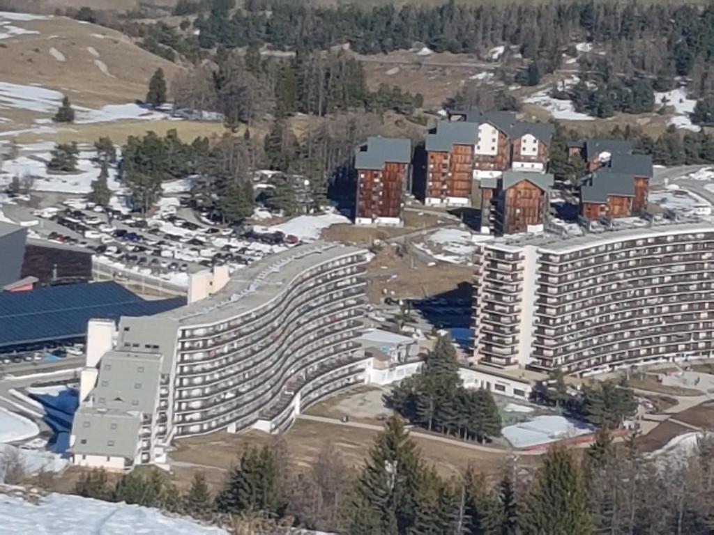 Budynek, w którym mieści się apartament