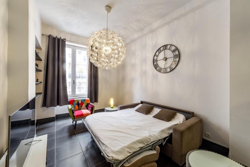 Posteľ alebo postele v izbe v ubytovaní Appartement calme - quartier prisé Montchat AIL