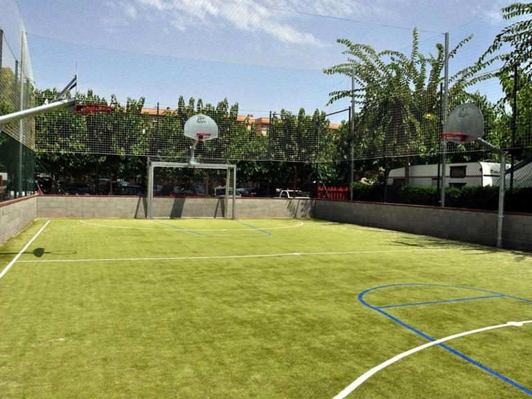 Tenis a/nebo squash v ubytování Camping La Masia - Maeva Vacansoleil nebo okolí