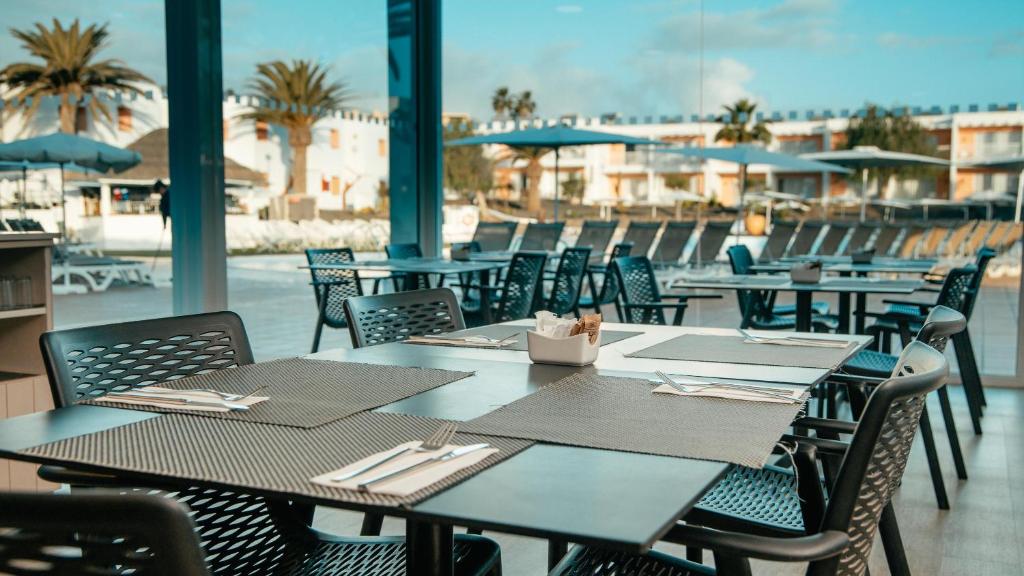 Restaurace v ubytování Labranda Bahía de Lobos
