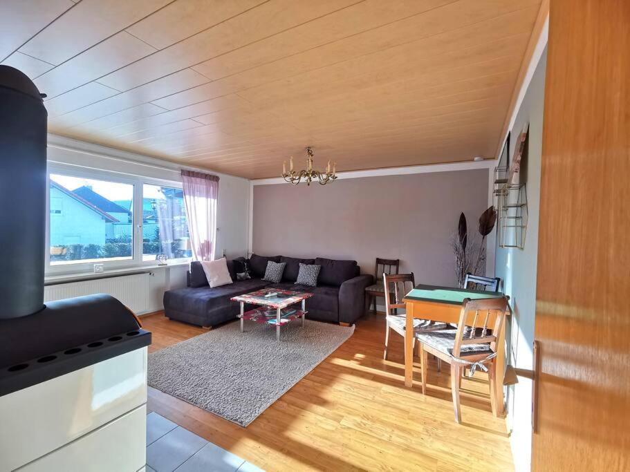 Posezení v ubytování Ferienwohnung in Diemelsee