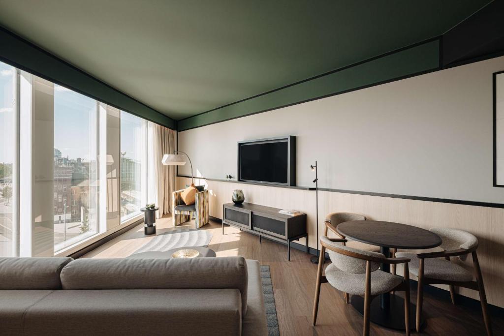 
One-Bedroom Suite with City View
