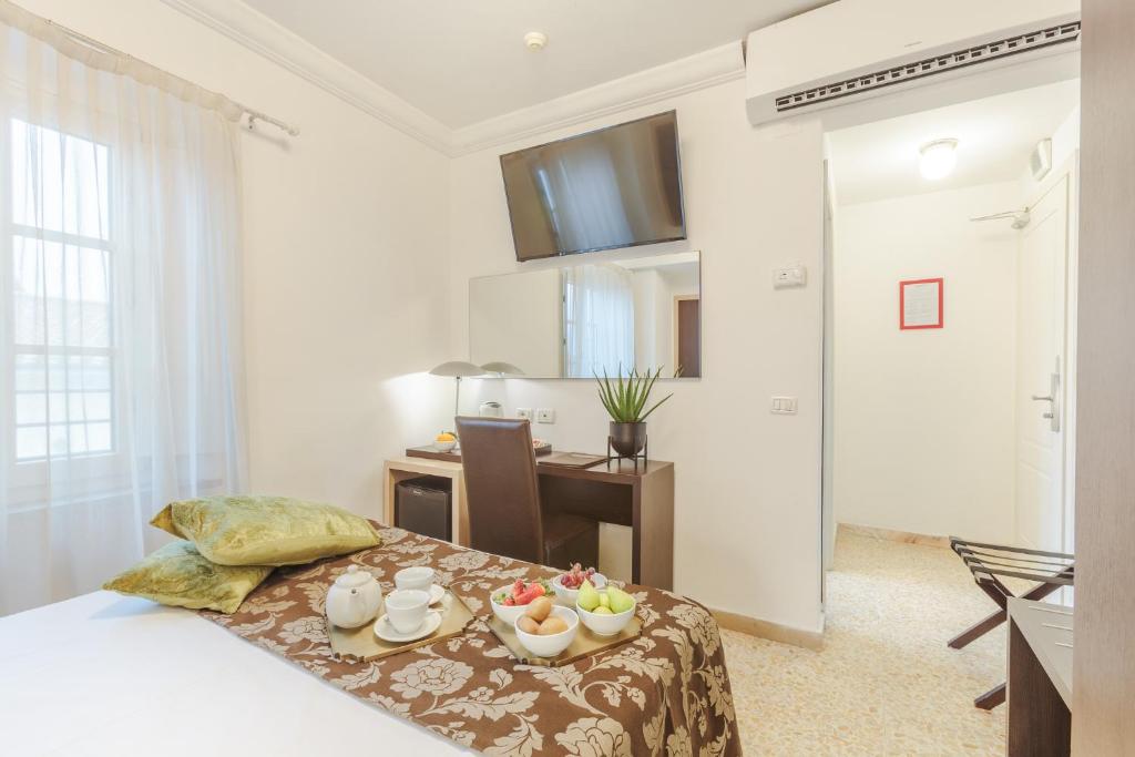 Hotel Hambros - Il Parco in Villa Banchieri - Double Room (1 Adult)