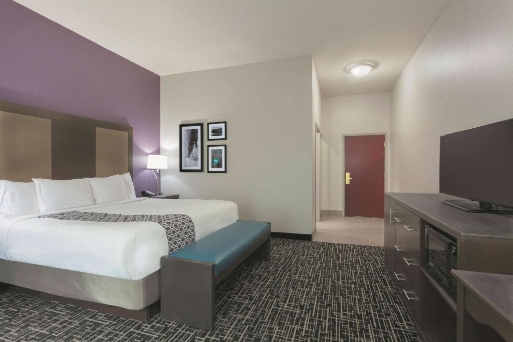 La Quinta by Wyndham Covington photo