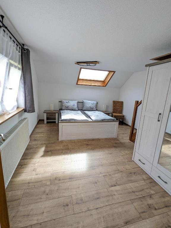 Postel nebo postele na pokoji v ubytování Ferienwohnung Abendschein
