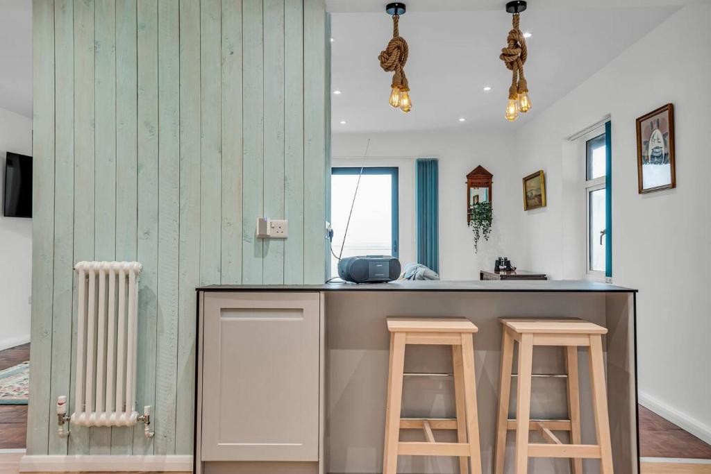 Gallery image ng Pass the Keys Waders sa Herne Bay