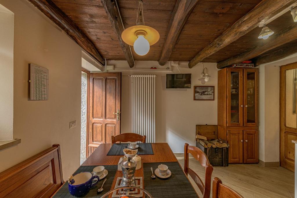 Posezení v ubytování Albergo Diffuso Forgaria Monte Prat