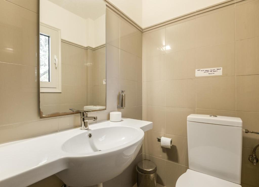 Koupelna v ubytování Recon Villa Paliouri