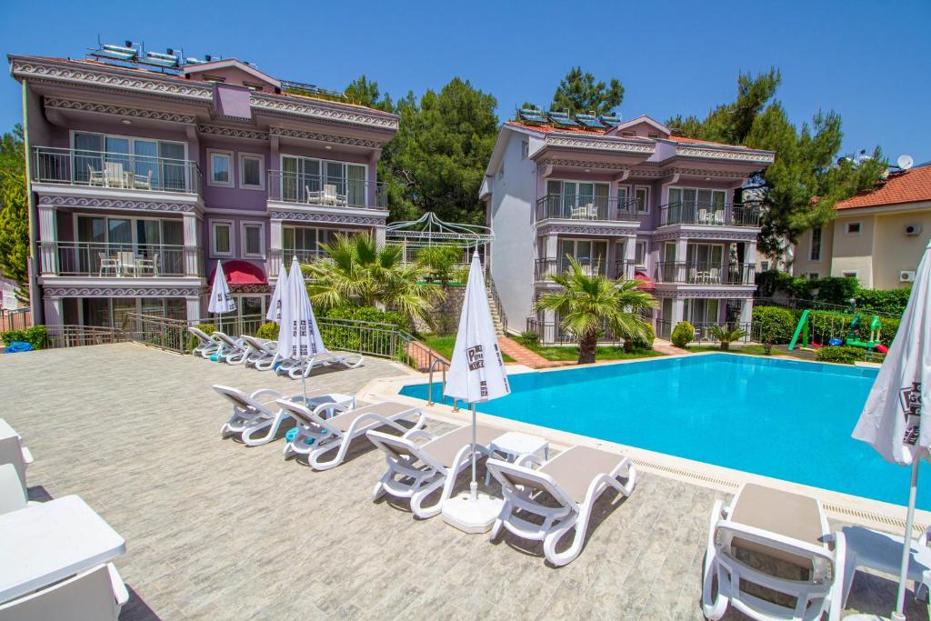 Bazén v ubytování Nokta Belcekız Suit Apart, Fethiye, Ölüdeniz nebo v jeho okolí