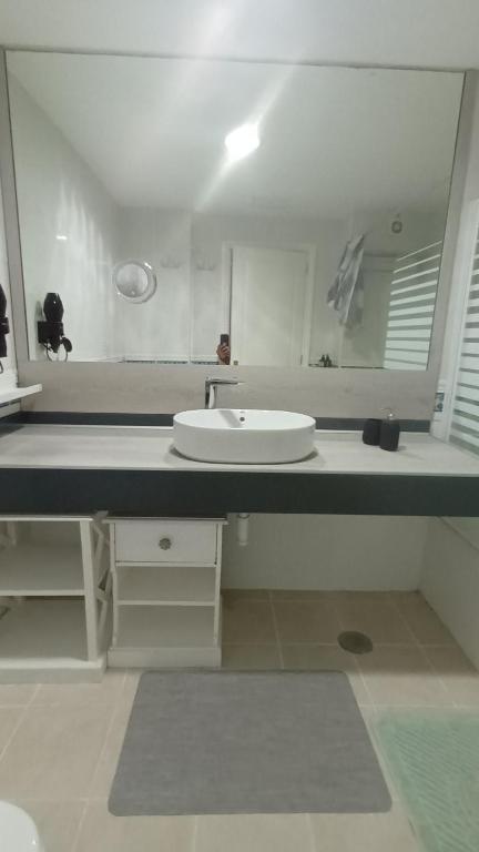 Koupelna v ubytování Corralejo apartment 2 bedrooms in Oasis Papagayo