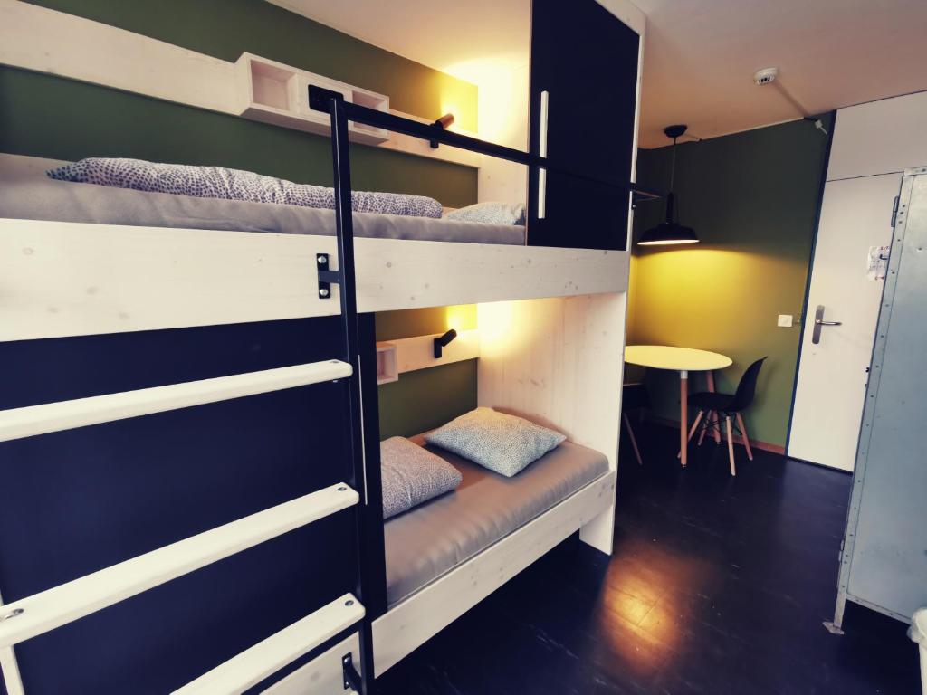 Backpackers Luzern - Resim 37