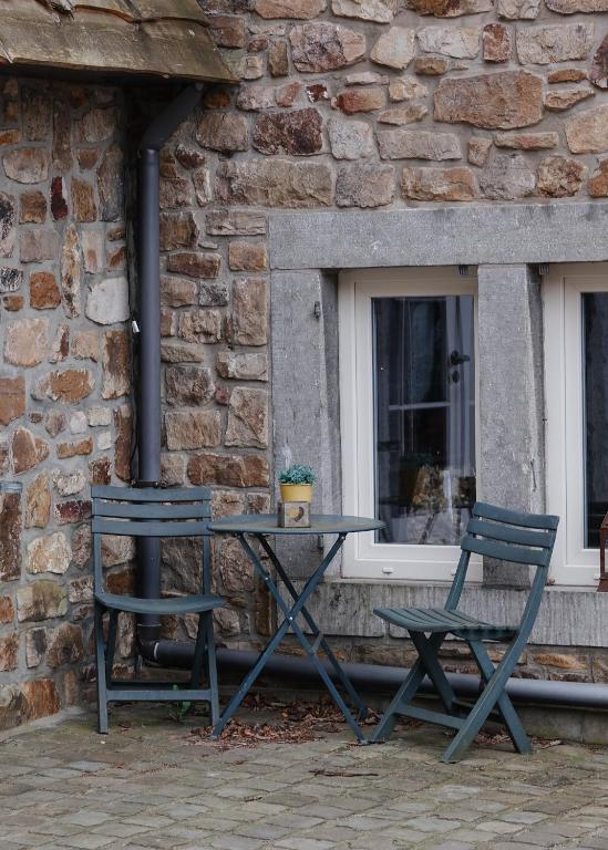 Patio nebo venkovní prostory v ubytování L'Eden - Suite privative avec jacuzzi et sauna