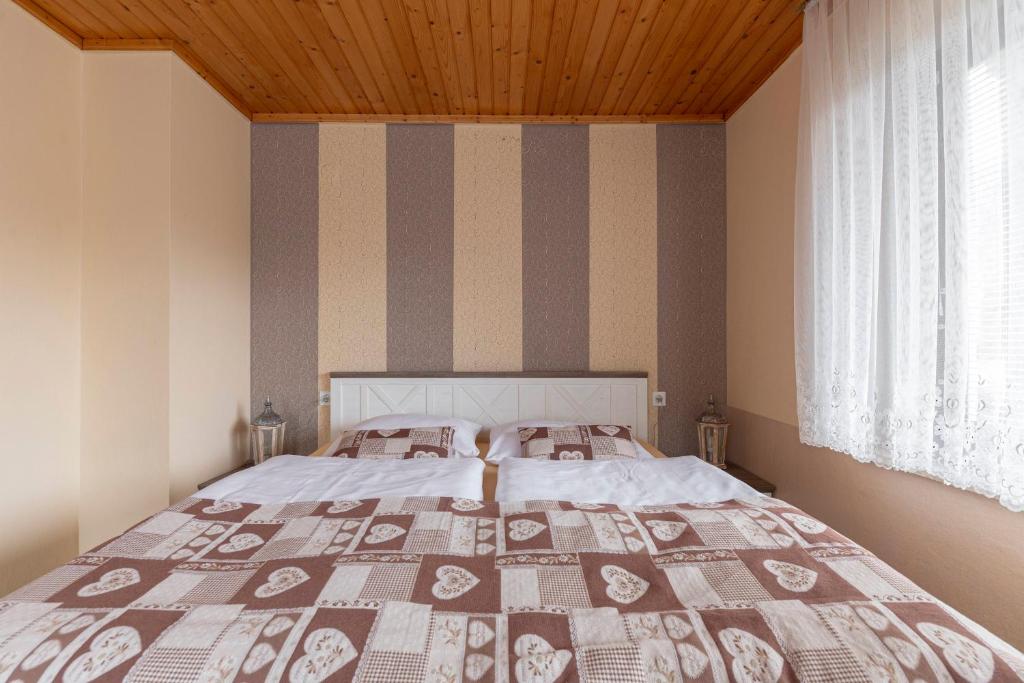 Apartments Kot'č - Appartement - Begane Grond