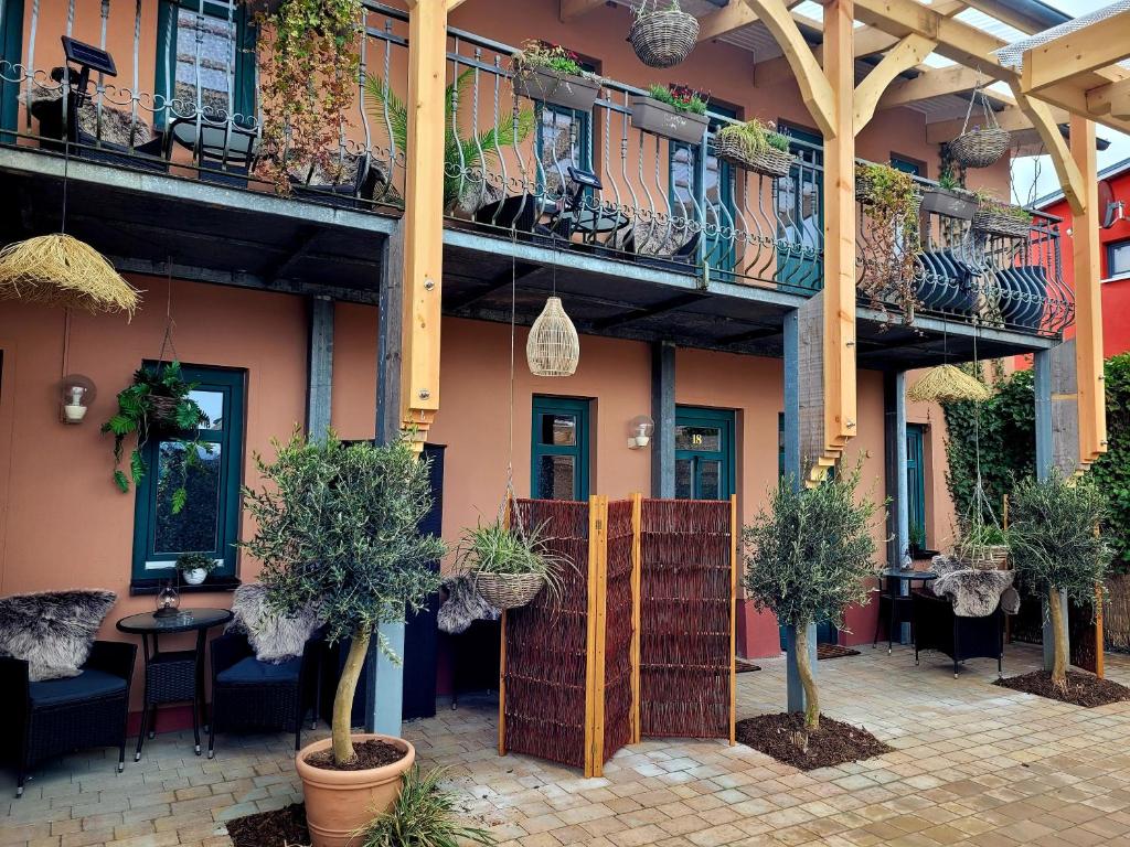 Budova, kde se hotel nachází