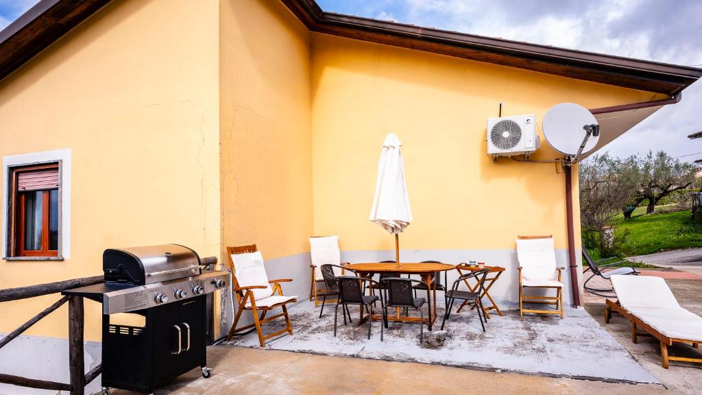 A seating area at Casa Vacanze D'Urso