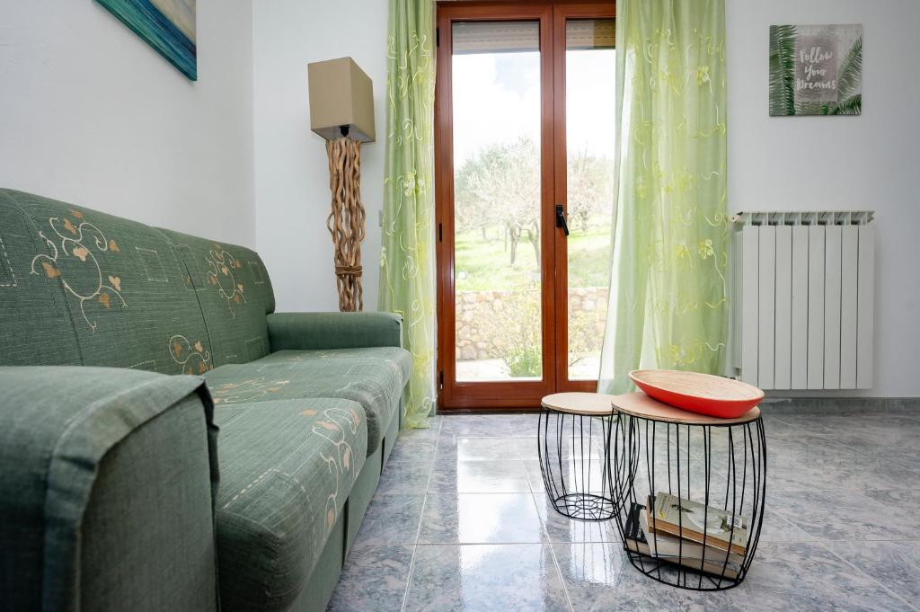 A seating area at Casa Vacanze D'Urso