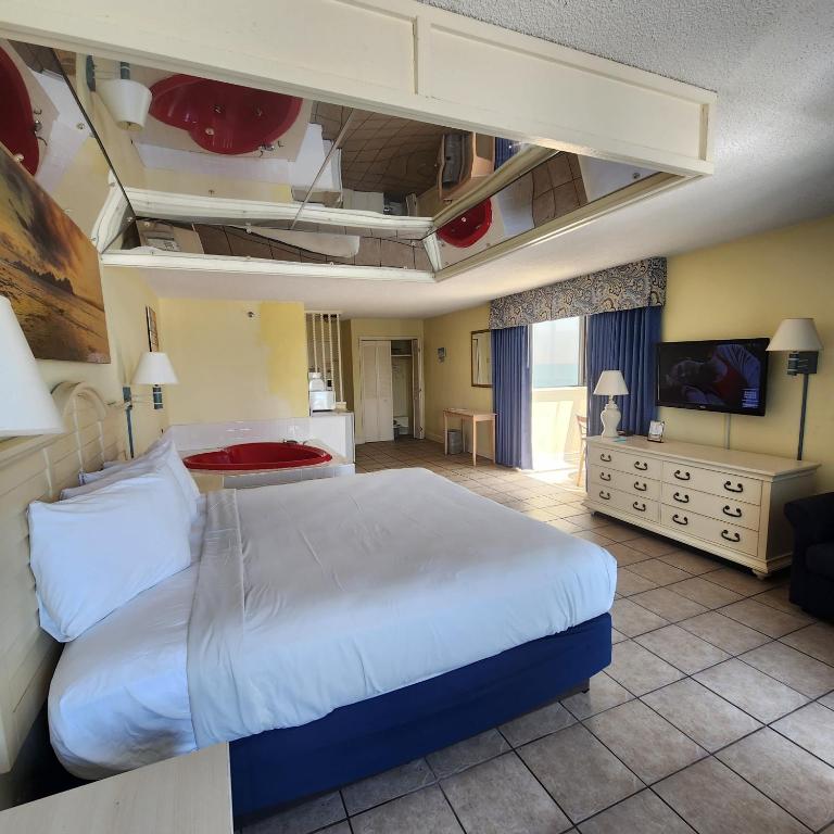Oceanview Honeymoon Suite with Jacuzzi DW1613, Myrtle Beach (updated prices  2026)