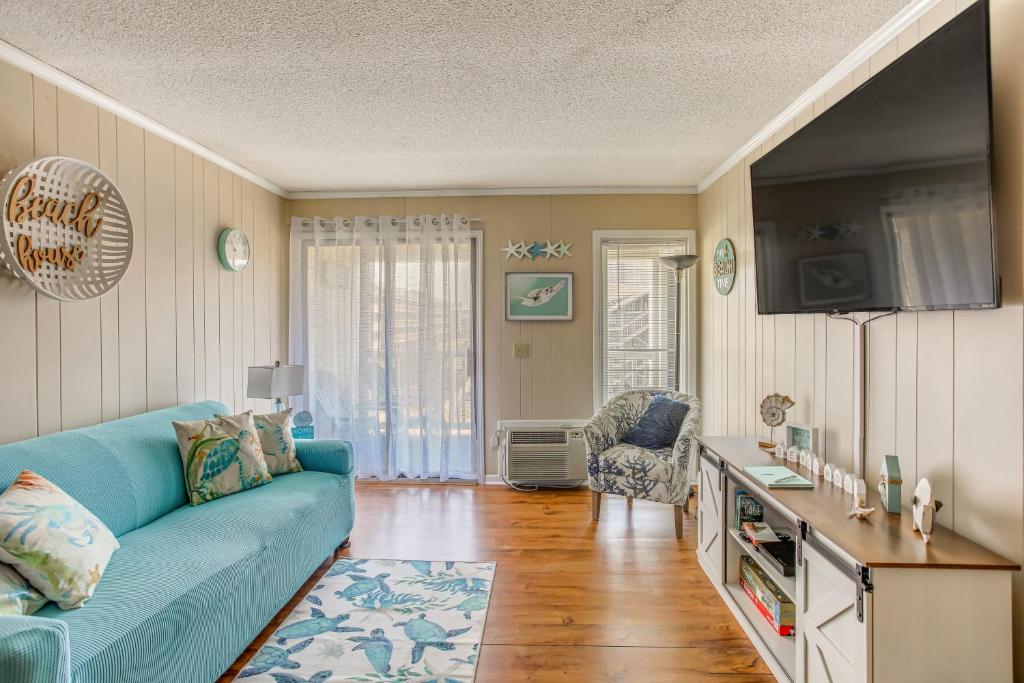 Myrtle Beach Vacation Rental - Walk to the Ocean!