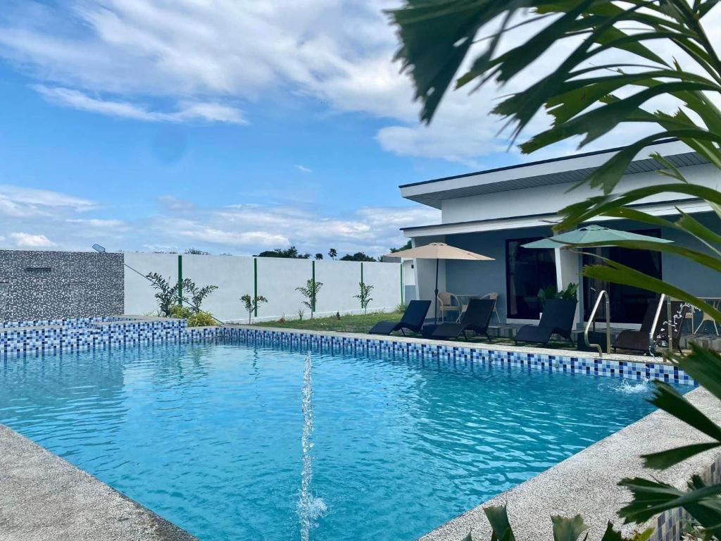 Bazén v ubytování Steffen Resort nebo v jeho okolí