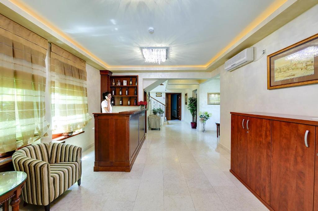 Hotel Sucevic Garni - Resim 7