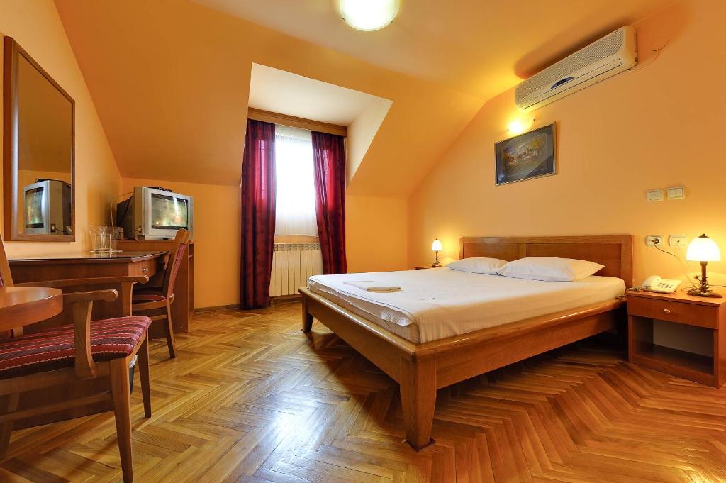 Hotel Sucevic Garni - Resim 21