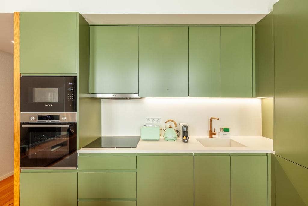 Savvy Signature Apartments - 8