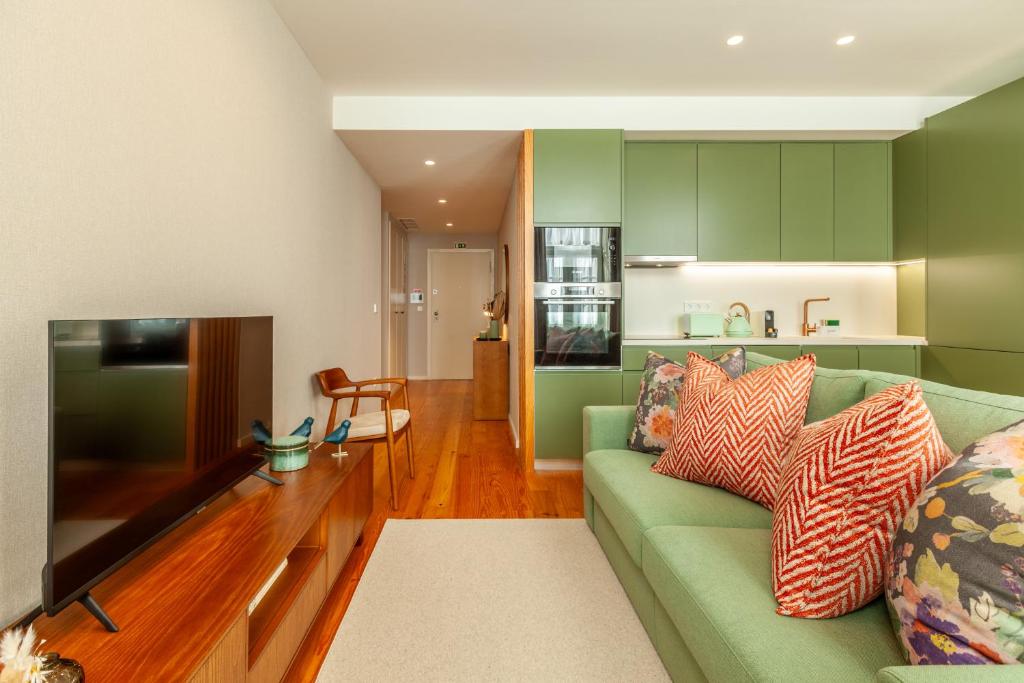 Savvy Signature Apartments - 12