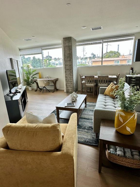 Nimitz Crossing Luxury Residences - Apartamento De Lujo