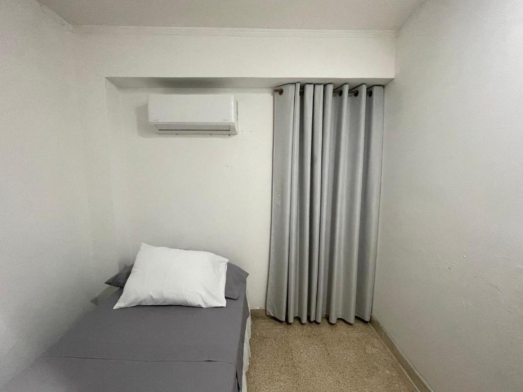 Postel nebo postele na pokoji v ubytování Habitaciones privadas en un departamento encantador