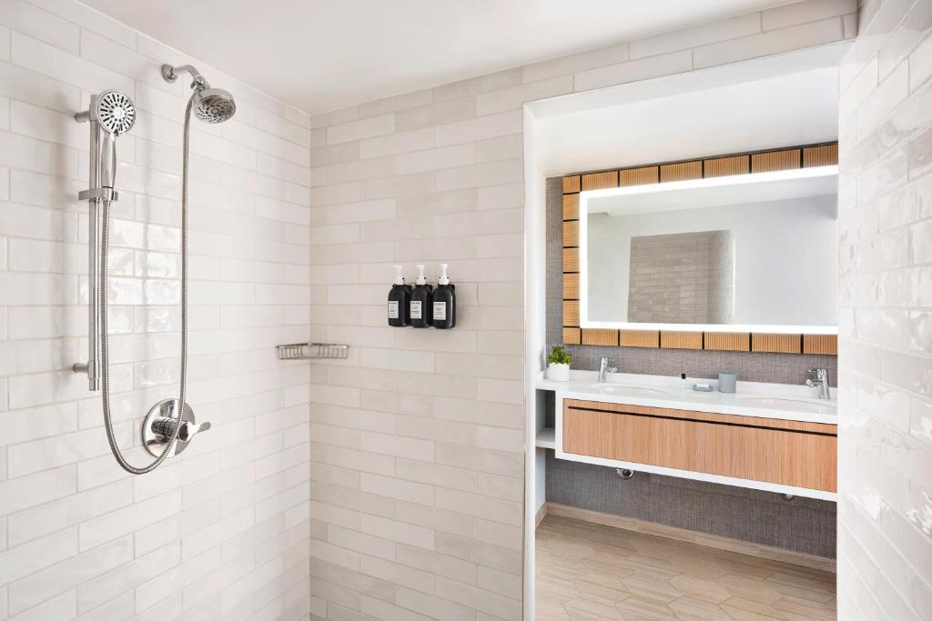The Pierside Santa Monica - Superior Suite