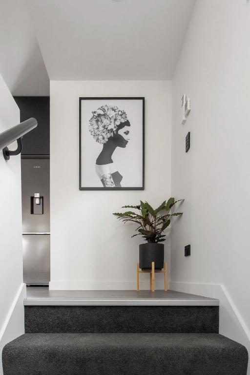 Simply The Best CBD 3 Mins Plus Garage - Resim 10