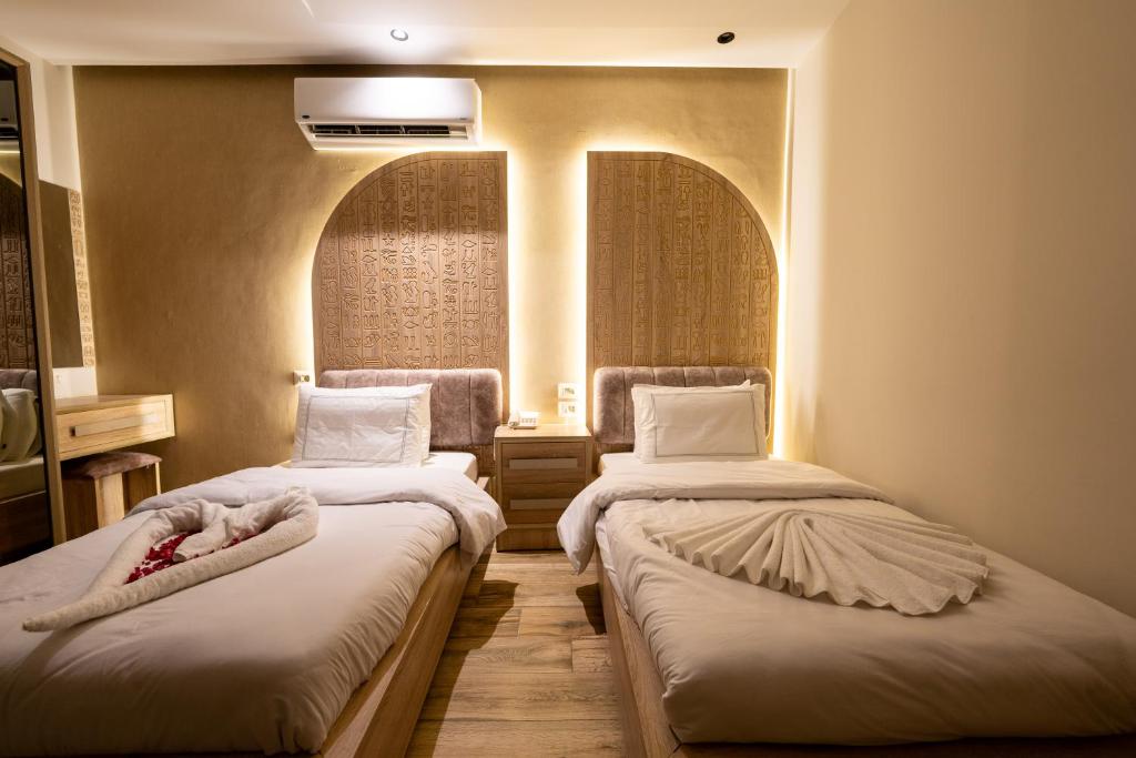 Royal Great Pyramid INN - 19