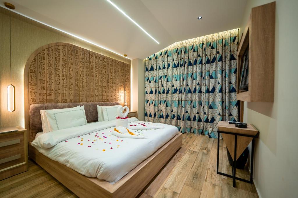 Royal Great Pyramid INN - 16