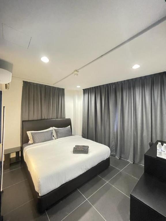 Halo Rooms Hotel - Camera Re Superiore