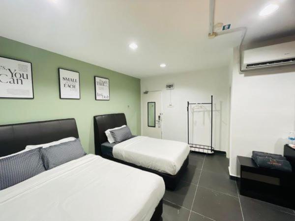 Halo Rooms Hotel - Suite Di Famiglia