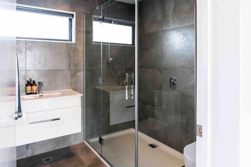 New State Of The Art Sunny Warm free Park - Resim 7