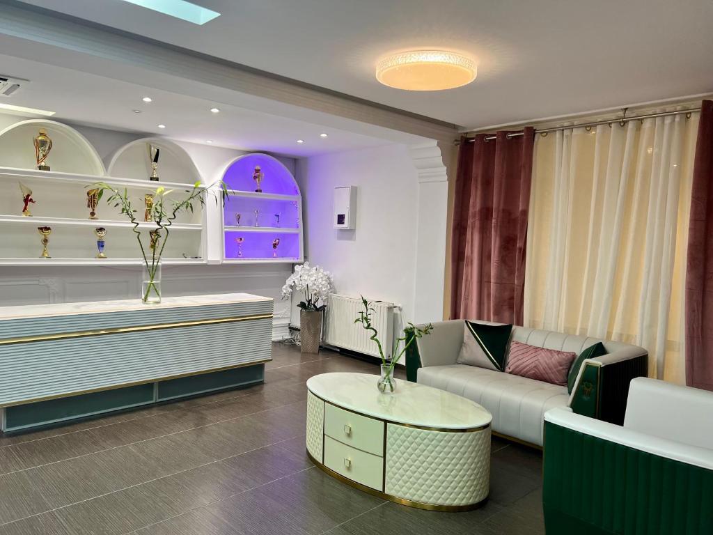 Hotel Vandia - Resim 2