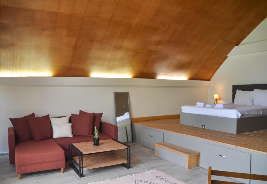 Quonset Glamping - Error