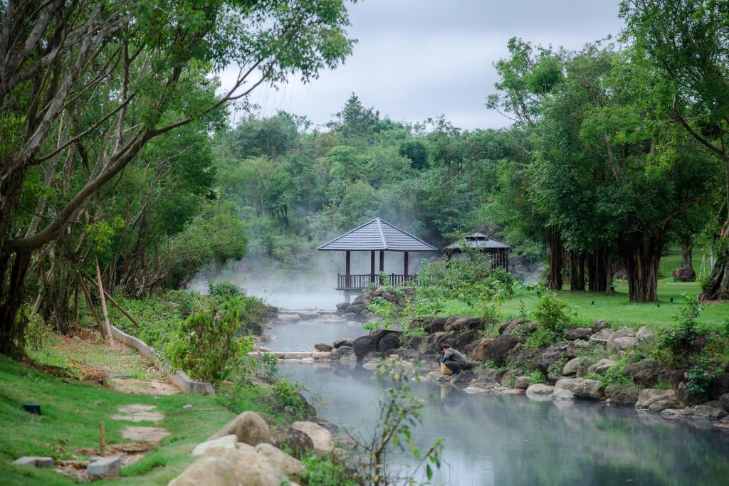Tour Quảng Bình 3 ngày 2 đêm, Tour du lịch Quảng Bình 3 ngày 2 đêm, Tour Động Phong Nha, Tour ghép Quảng Bình, Du Lịch Xanh