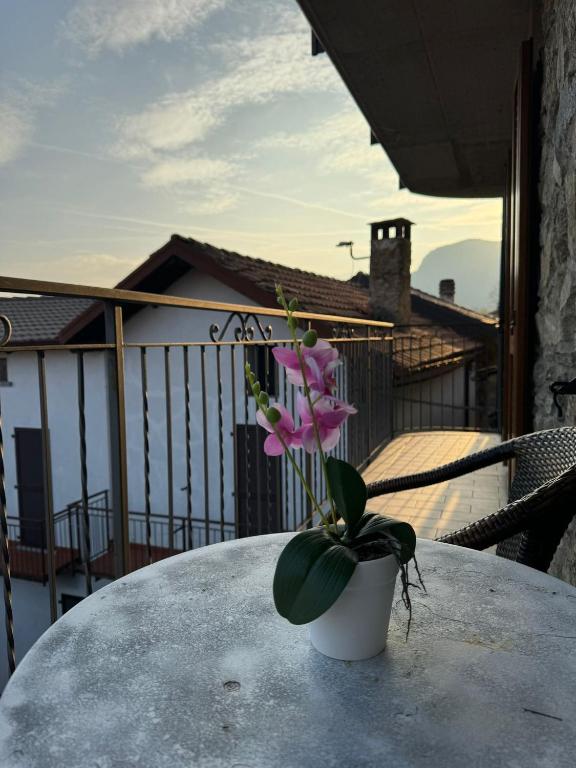 A balcony or terrace at Rustico Maria