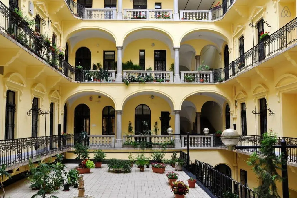 Charming Art Deco Flat, Budapest, Hungary