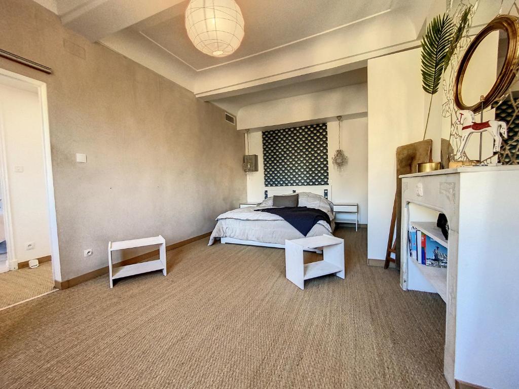 Fotografia z galérie ubytovania Magnifique appartement vue mer et parking privé ! v destinácii Grasse