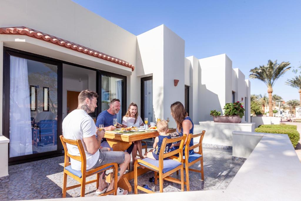 Pharaoh Azur Resort - 16