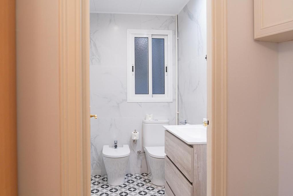 Koupelna v ubytování Stay U-nique Apartments Sagrada Familia II