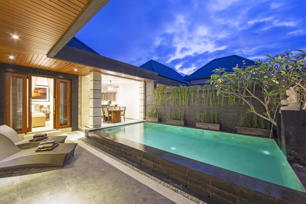The Banyumas Suite Villa Legian - Luxe Zwembadvilla Met Twee Slaapkamers