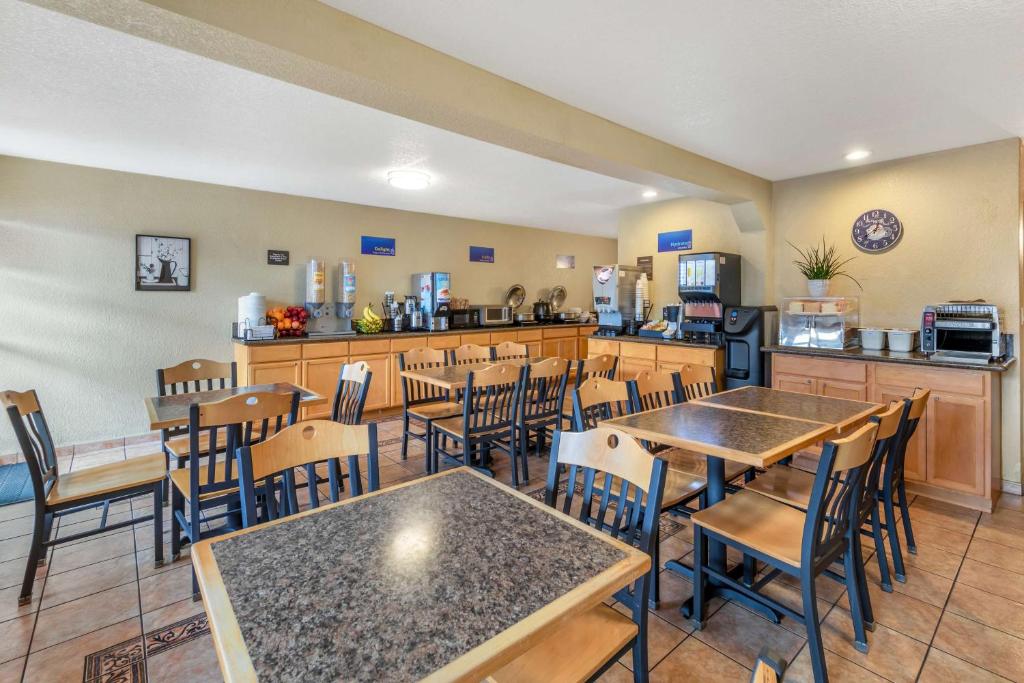 Best Western Americana Inn