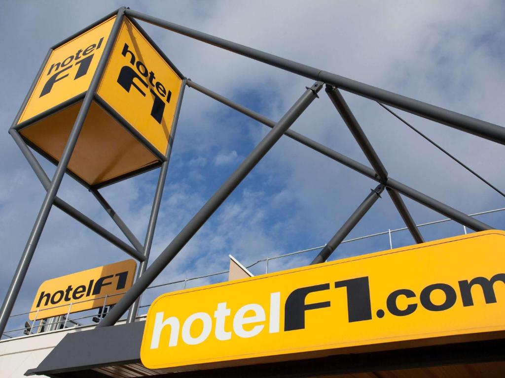 Certifikát, hodnocení, plakát nebo jiný dokument vystavený v ubytování hotelF1 Annemasse Hotel Renove