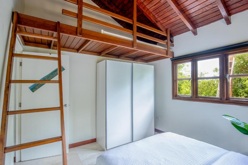 Naïma Luxury Home, Cottage & Apartment Rentals - Casa De Tres Dormitorios